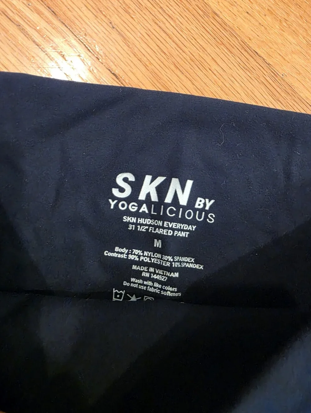 SKN By Yogalicious Hudson Everyday Flare Leggings